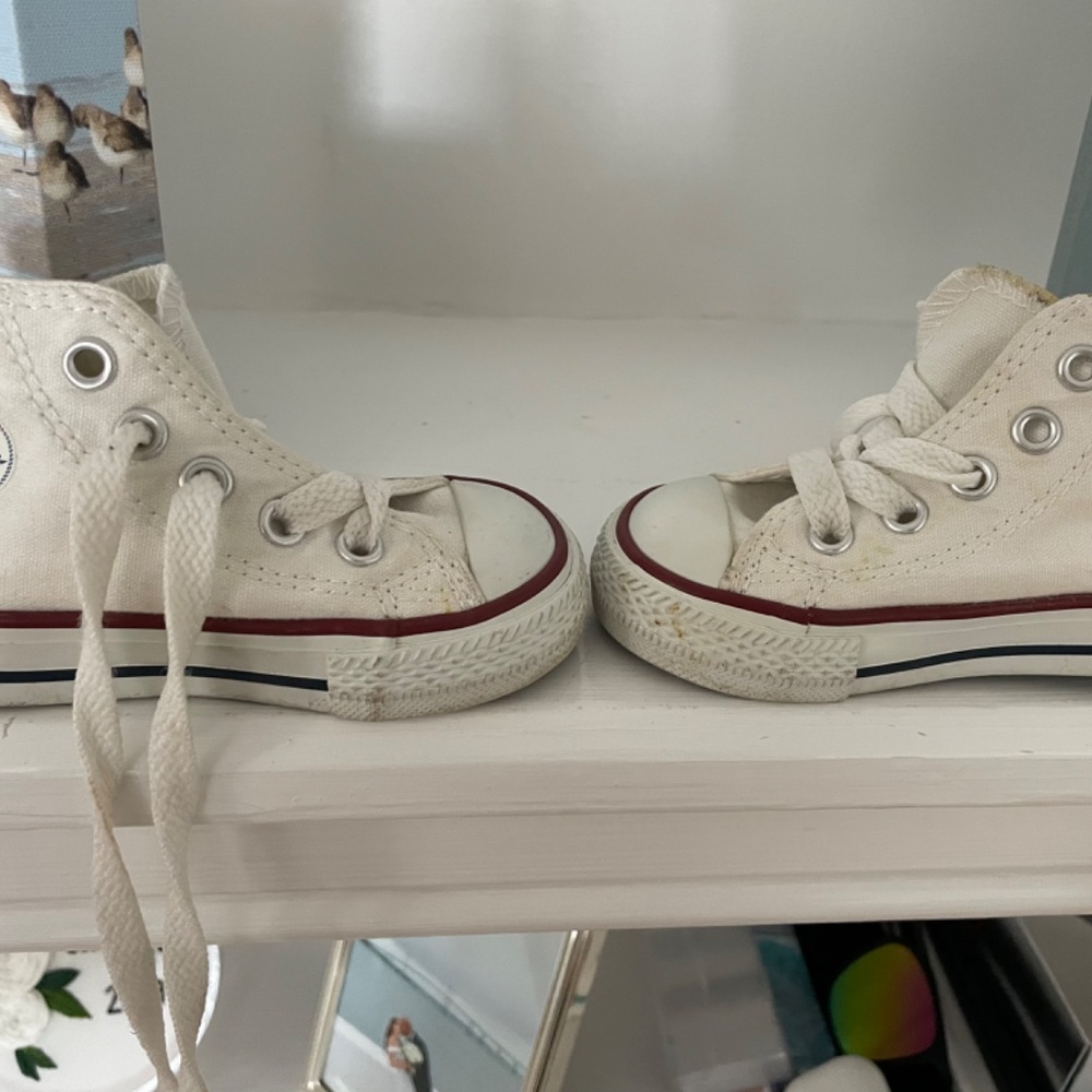All Star Converse - Picture 3 of 3